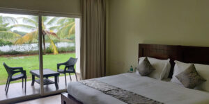 View outside King Accommodation @Creekside Inn Sri City